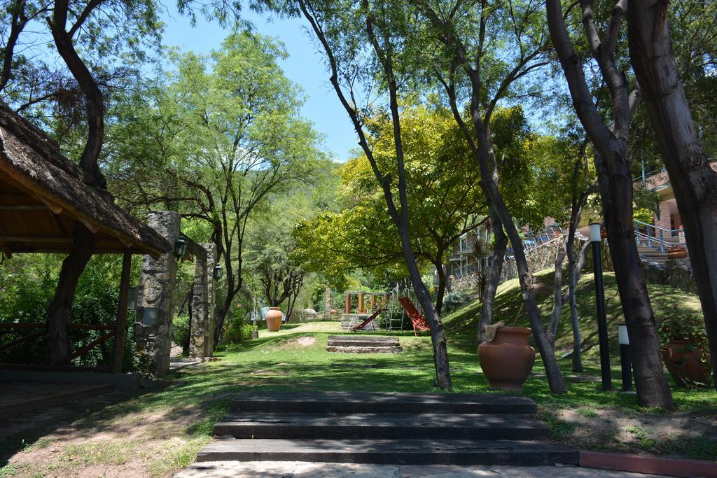 Hotel Del Dique Cabra Corral Kültér fotó